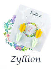Load image into Gallery viewer, 3D tulip acrylic earring