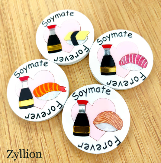 Soymate forever Brooch